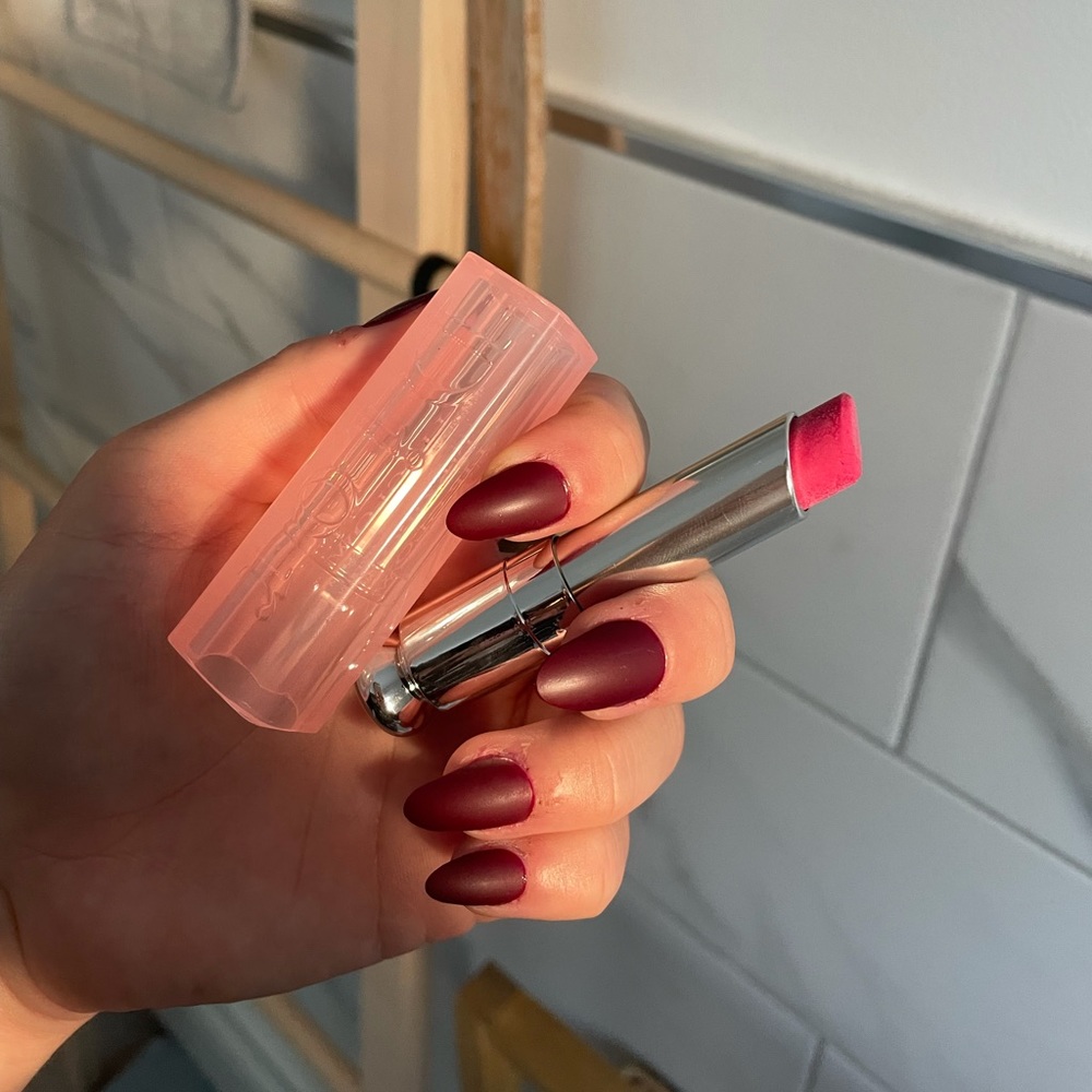 DIOR ADDICT LIP GLOW- 102 Matte Raspberry